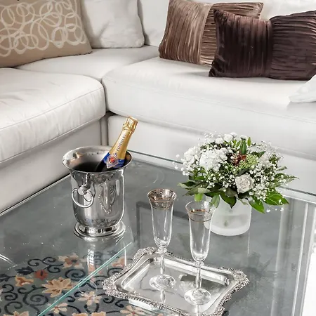 Apartman Luxorius On The And The Citycenter Helsinki